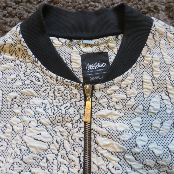 Jacket - Picture 2 of 3